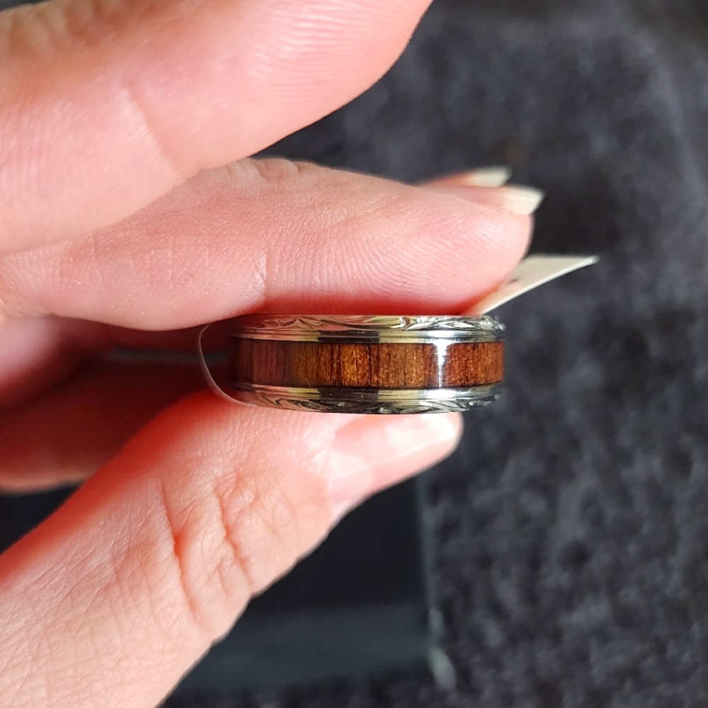 Larson Jewelers Titanium Men's Rings w/Wood Inlay